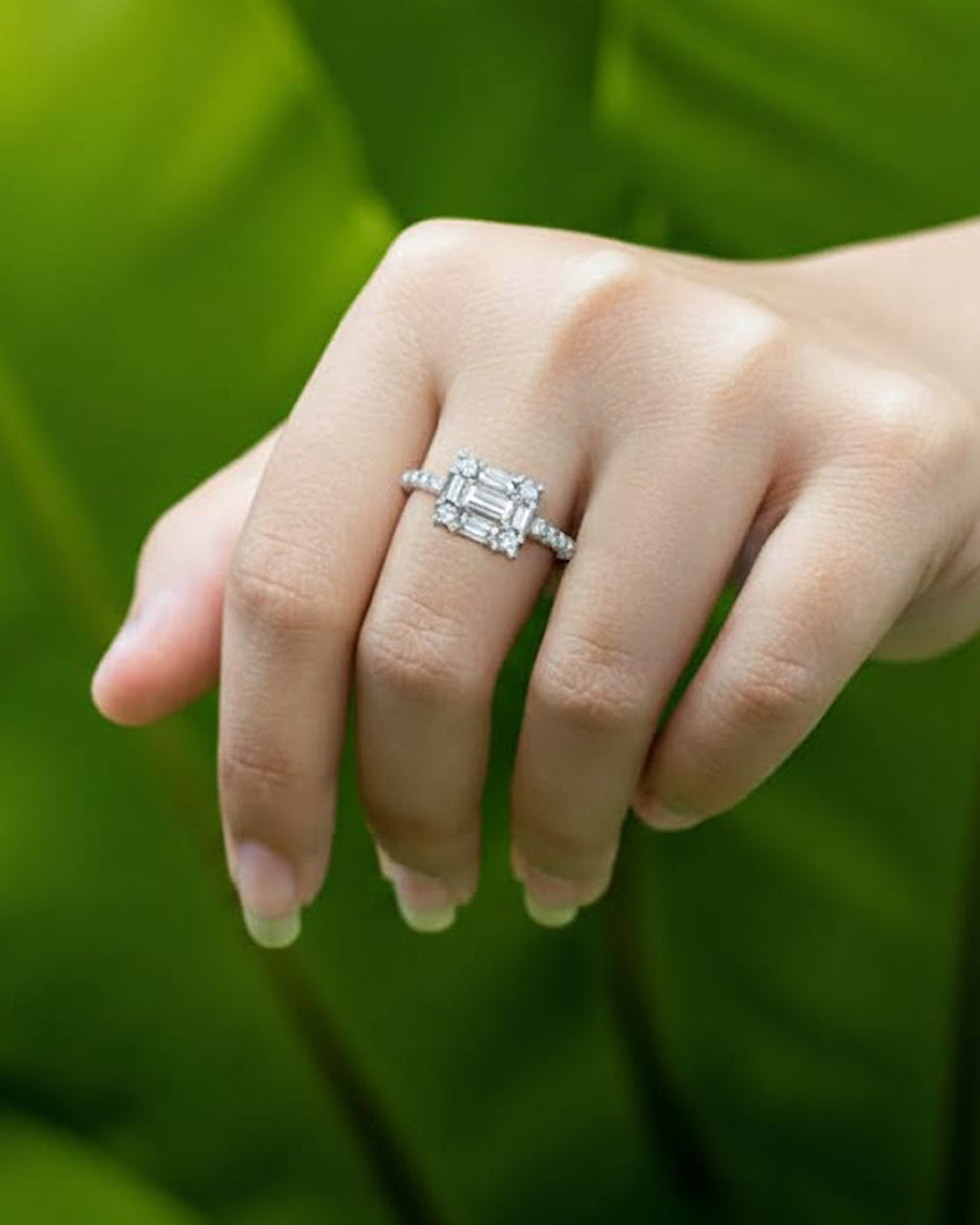 Clarity Cube Diamond Band