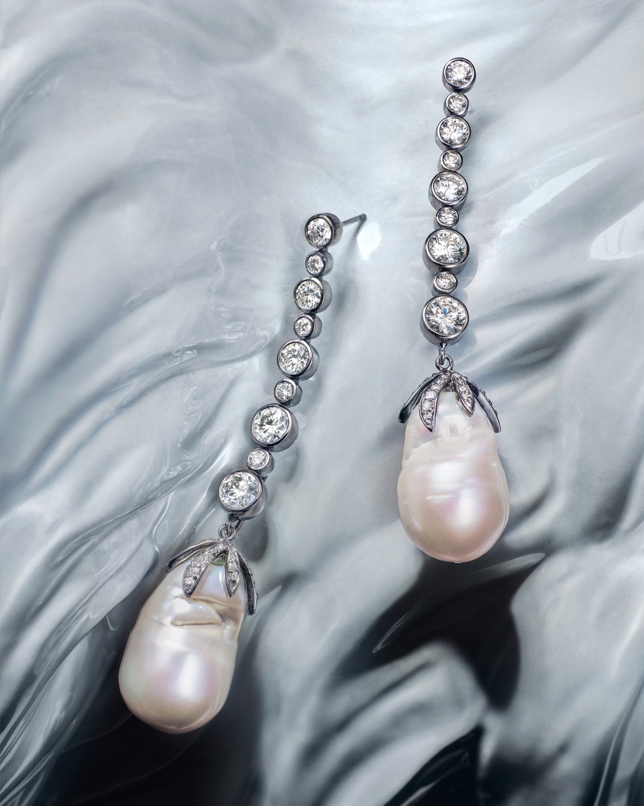 Freshwater Diamond Claw Earrings