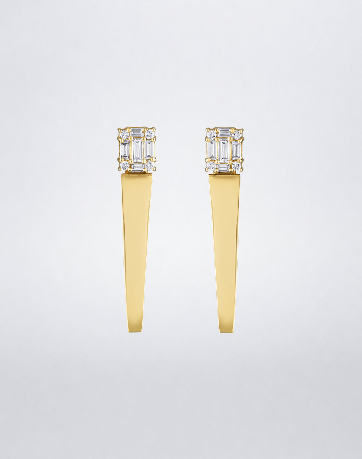 Mindi Mond New York Clarity³ Polished Gold Icicle Earrings in 18K yellow gold, a nine-stone diamond formation above a sleek tapered high-polish drop