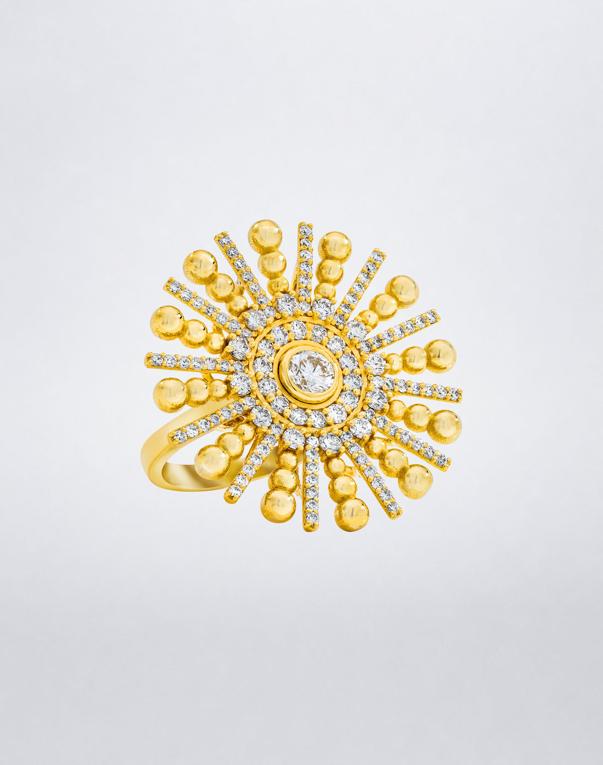 Mindi Mond New York Diamond and Gold Bead Spoke Ring with round brilliant center diamond, gold beads and pavé diamond spokes in 18K yellow gold