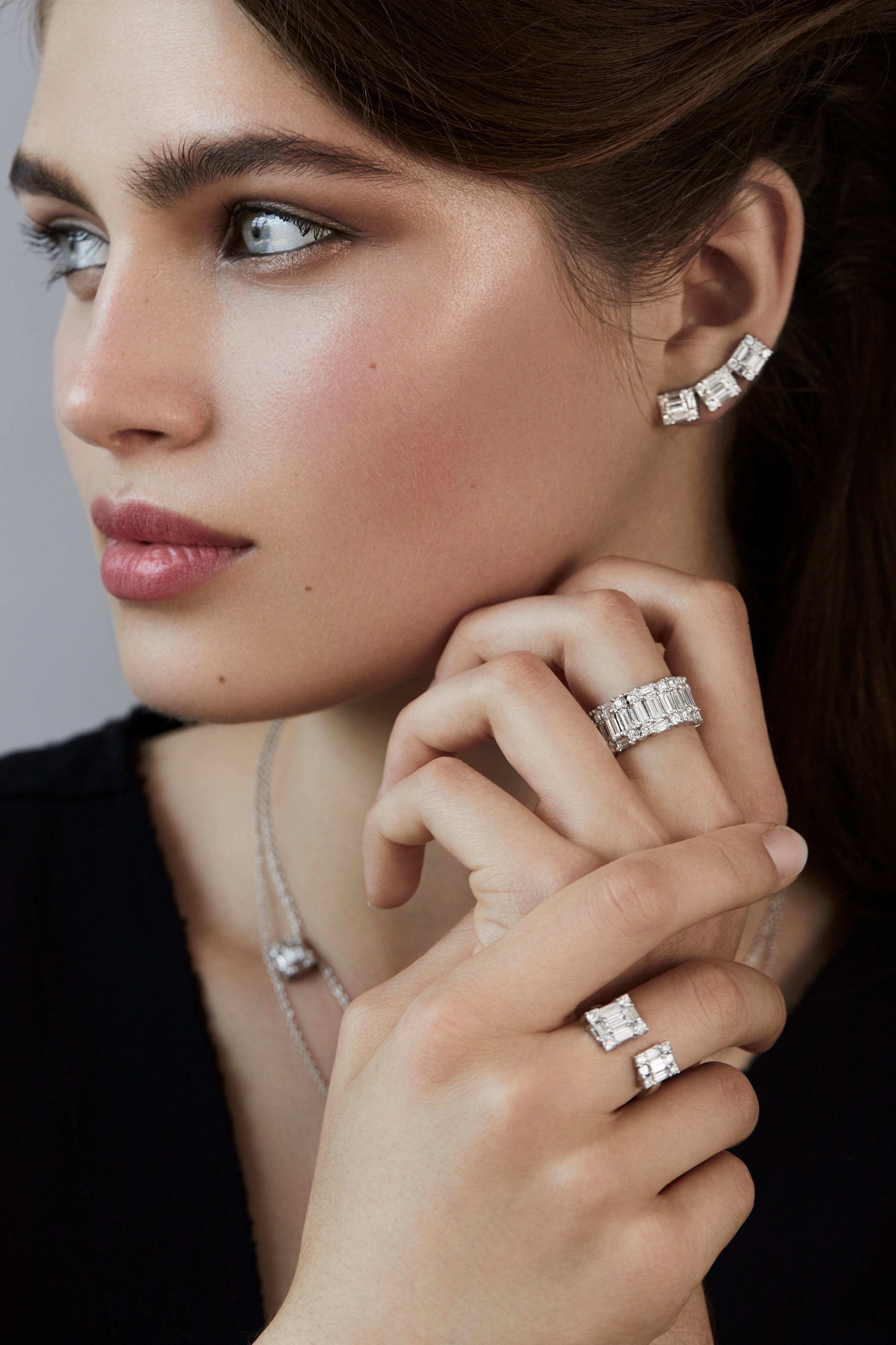 Clarity Ear Climbers