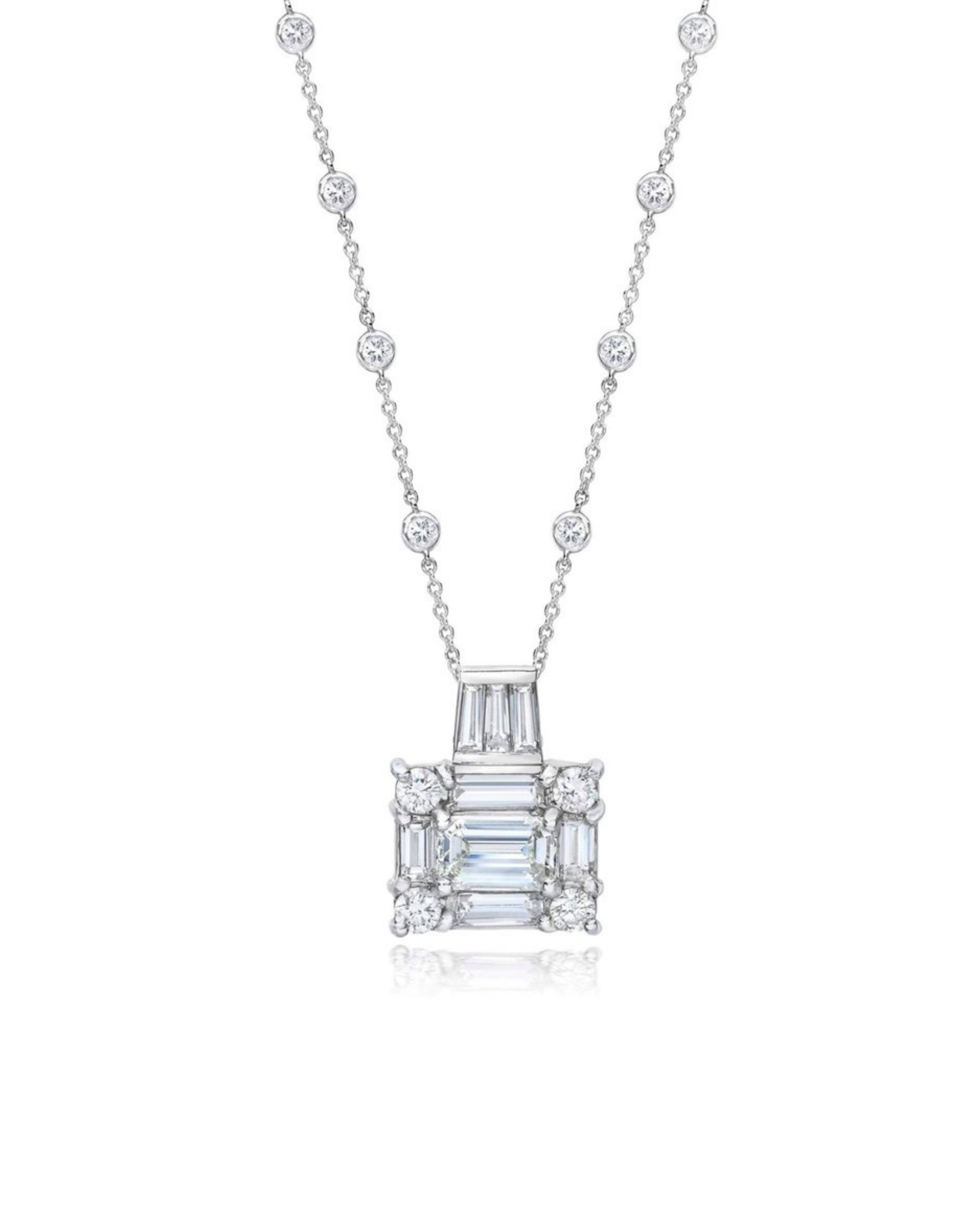 Clarity Mega Cube Pendant