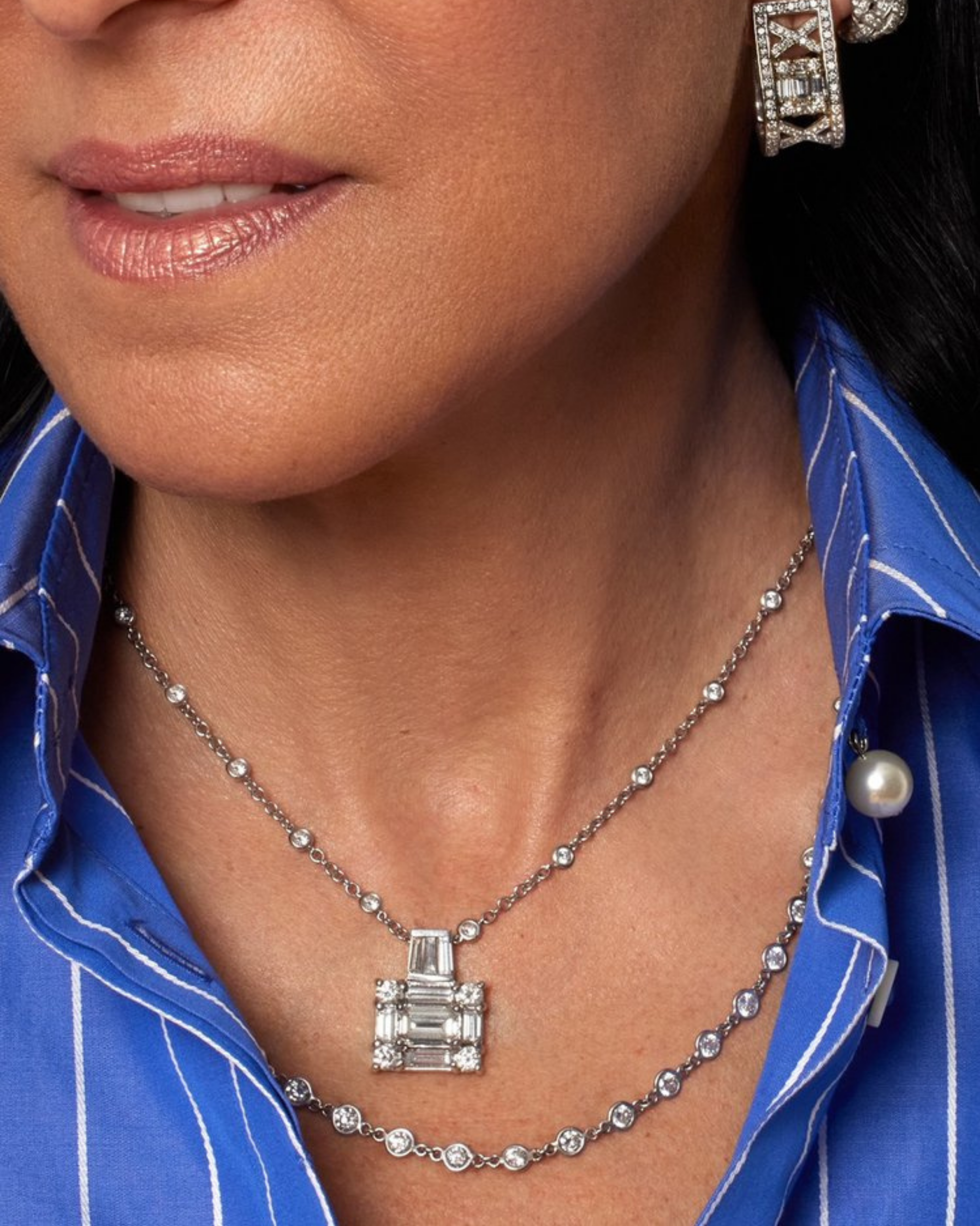 Clarity Mega Cube Pendant