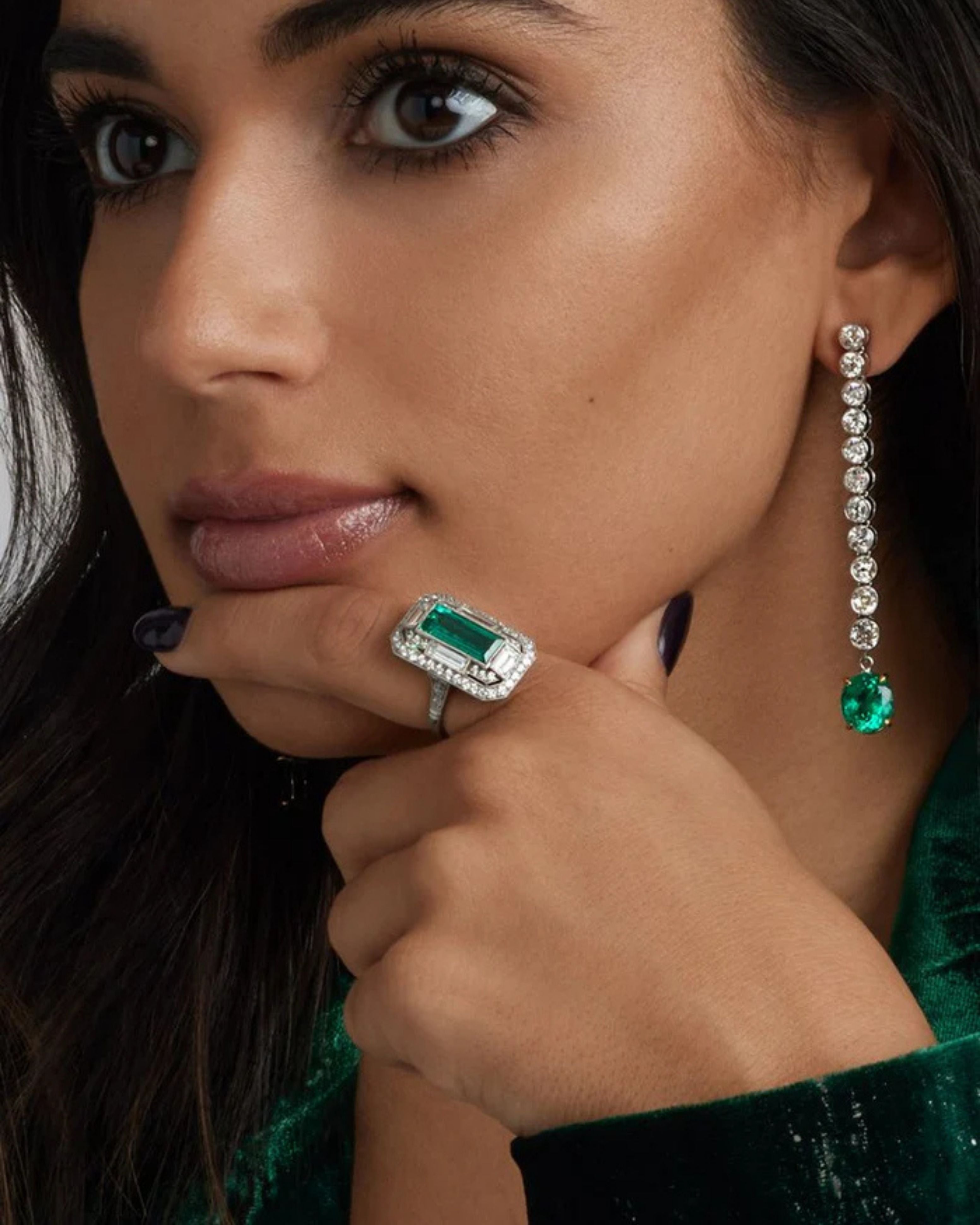 Deco Engraved Emerald Diamond Ring