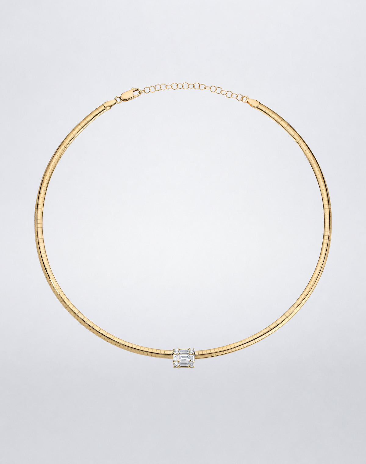 Mindi Mond New York Clarity³ Cube Choker in 18K yellow gold, omega chain collar with a single nine-stone diamond cube at the center and adjustable extender chain