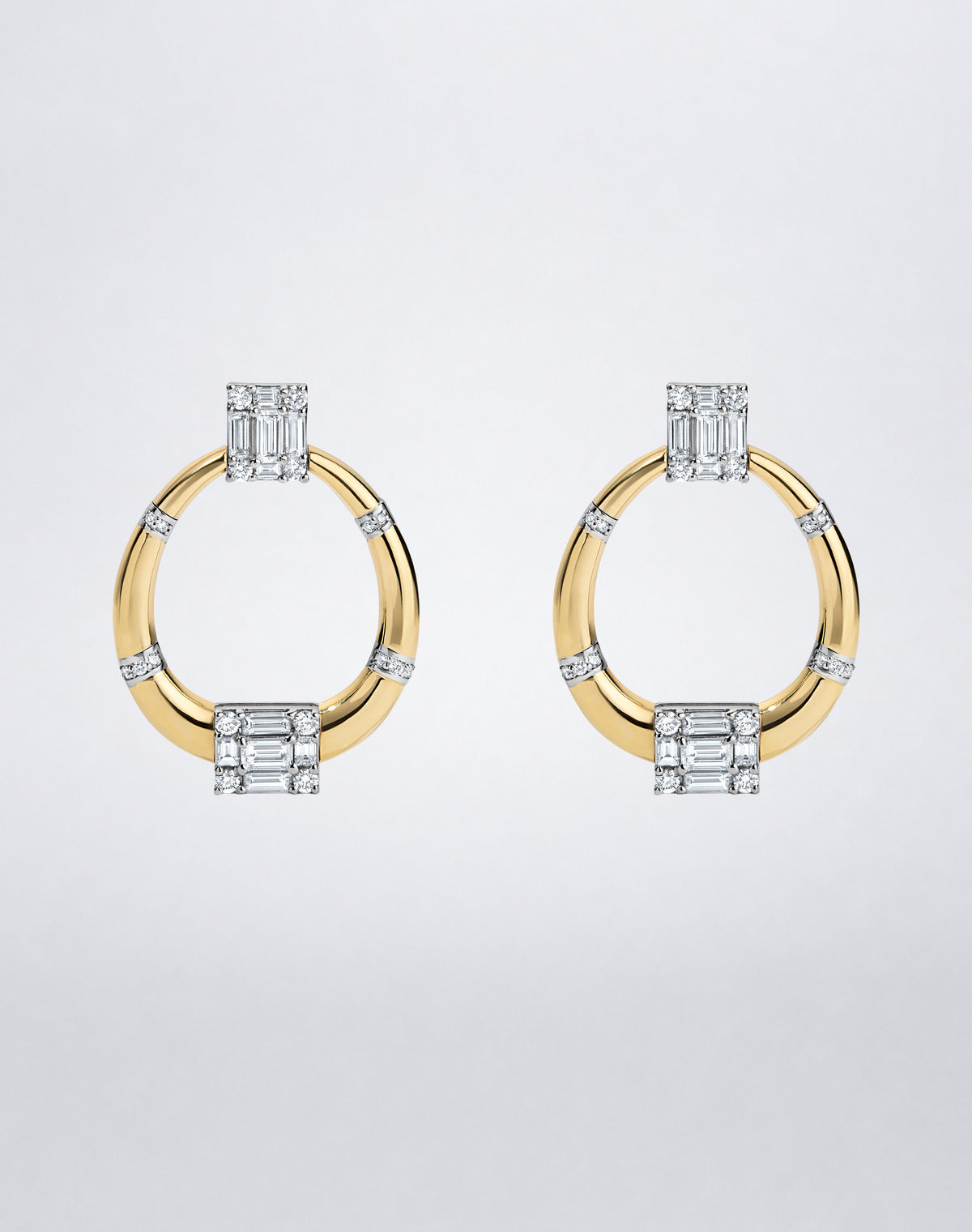 Mindi Mond New York Clarity³ Polished Gold Doorknocker Earrings in 18K yellow gold, a polished open ring with pavé bands hung between two nine-stone diamond formations