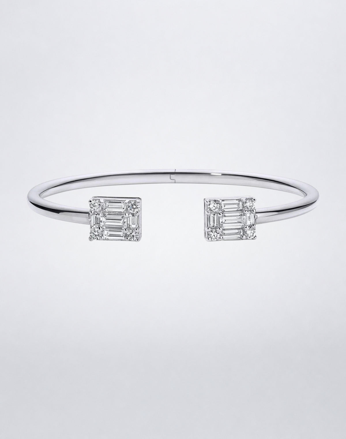 Mindi Mond New York Clarity³ Dual Cube Hinged Bangle in 18k white gold, open cuff with two nine-stone baguette and round brilliant diamond formations, front view