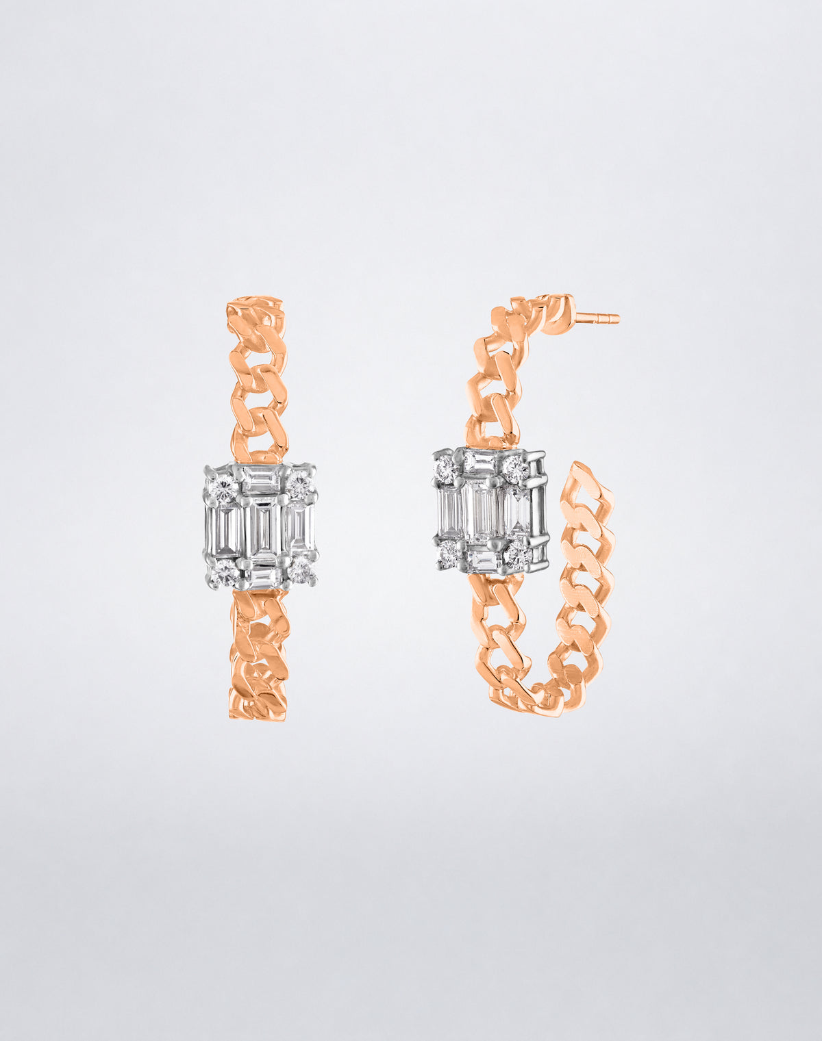 Mindi Mond New York Clarity³ Oval Link Hoops in 18K rose gold, a diamond formation set within a hoop of polished oval links
