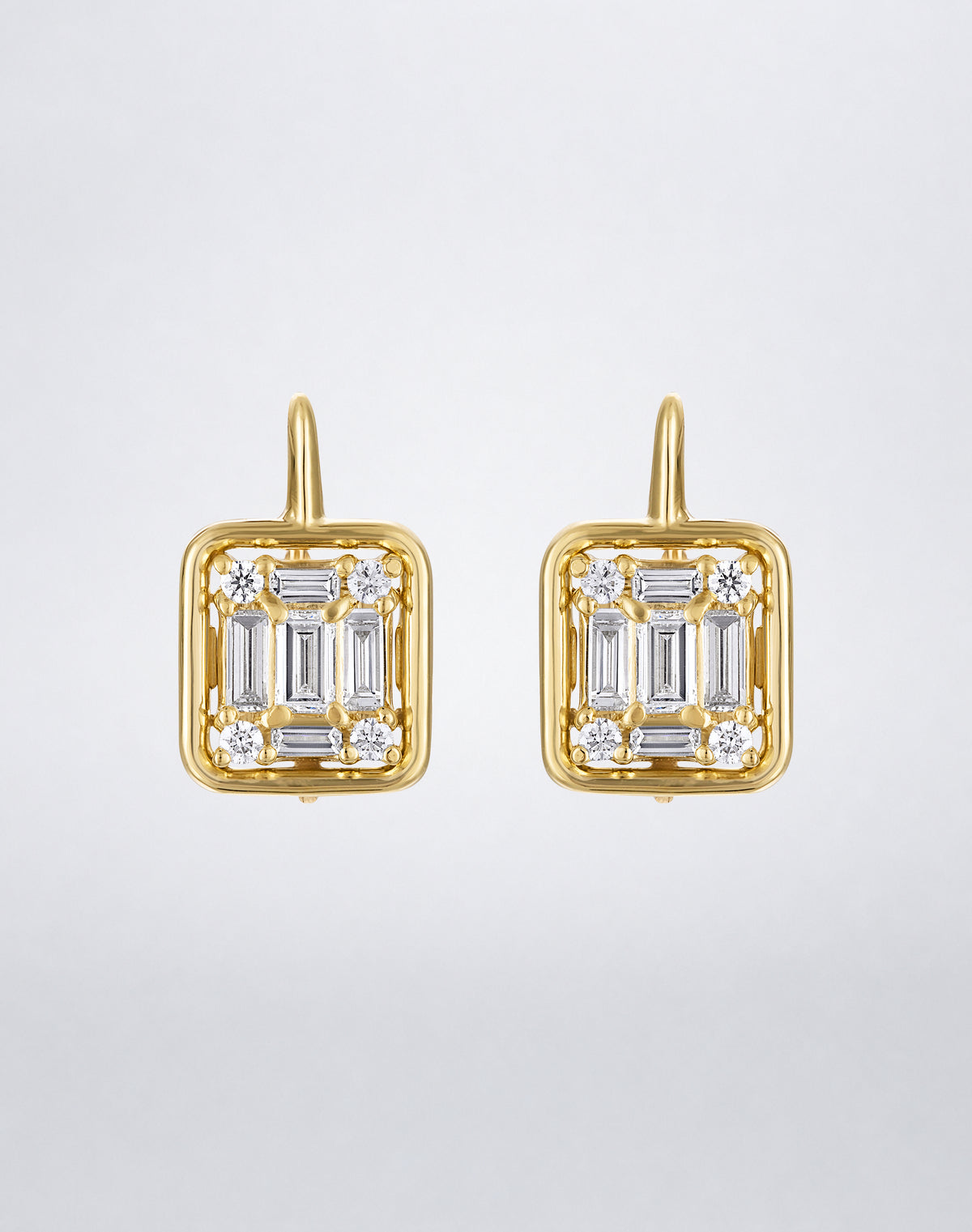 Mindi Mond New York Clarity³ Mega Gold Framed Drop Earrings in 18K yellow gold, an enlarged nine-stone diamond formation floating in a polished gold frame