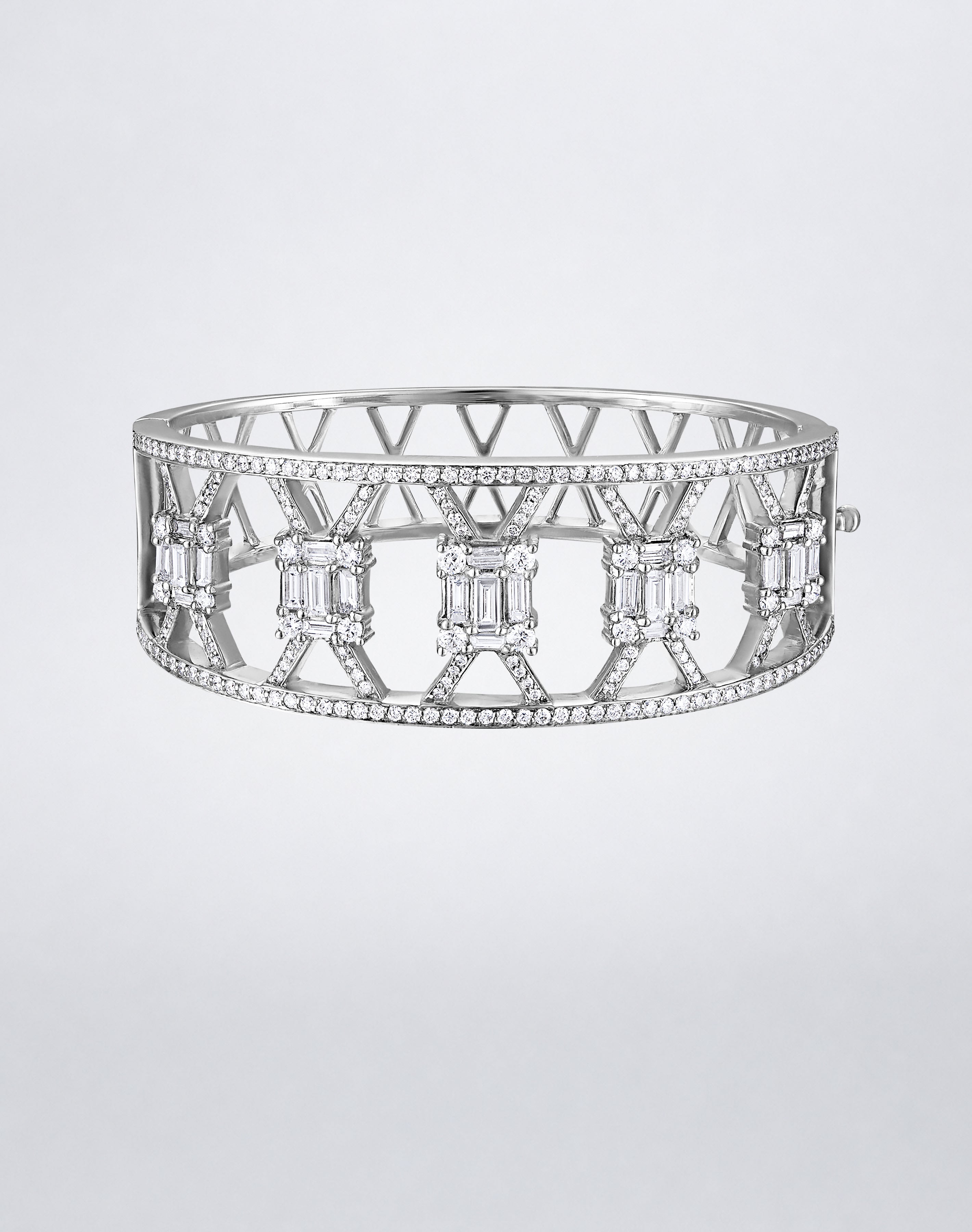 Mindi Mond New York Clarity³ Wide Lattice Cuff in 18k white gold, top-down view of the pavé diamond lattice and five Clarity³ formations