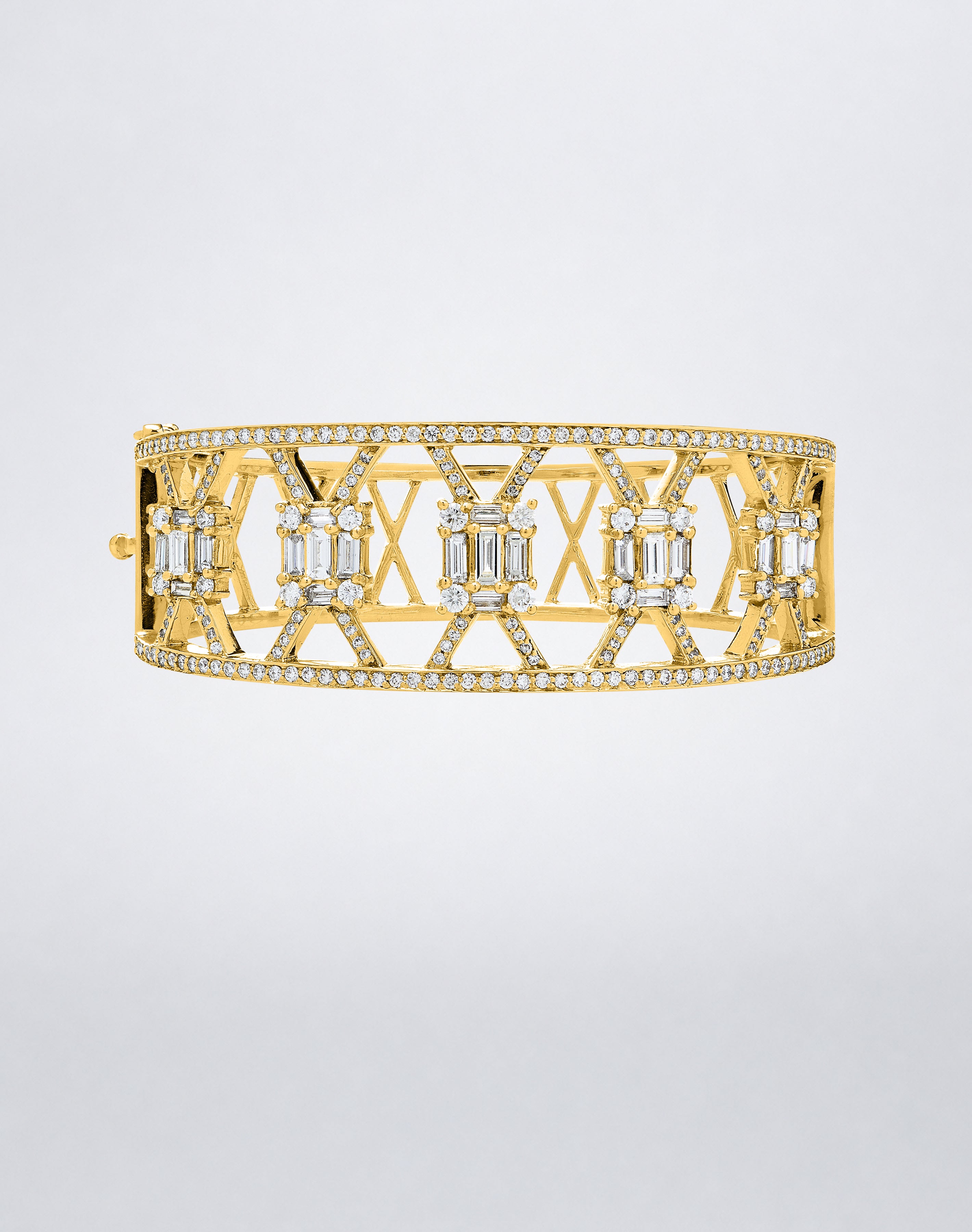 Mindi Mond New York Clarity³ Wide Lattice Cuff in 18k yellow gold, openwork pavé diamond lattice with five nine-stone baguette and round brilliant formations, front view